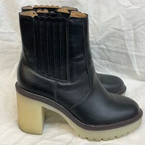 Black faux Leather elastic sides platform boots ladies sz 8